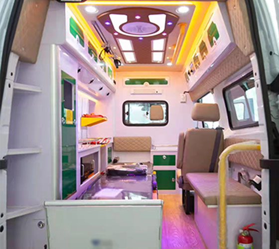 隆回县车辆内部展示