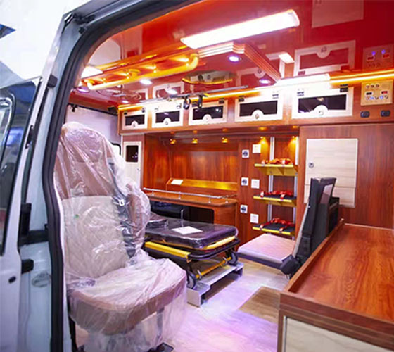 隆回县车辆内部展示